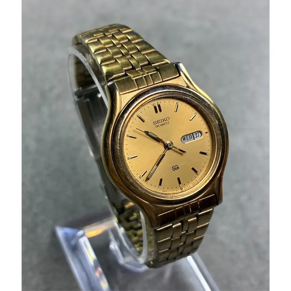 Vintage Seiko Women's Gold Tone Watch 26mm 6